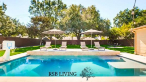 5BR 3,5BA Pool, Sauna, Game Room, Bar